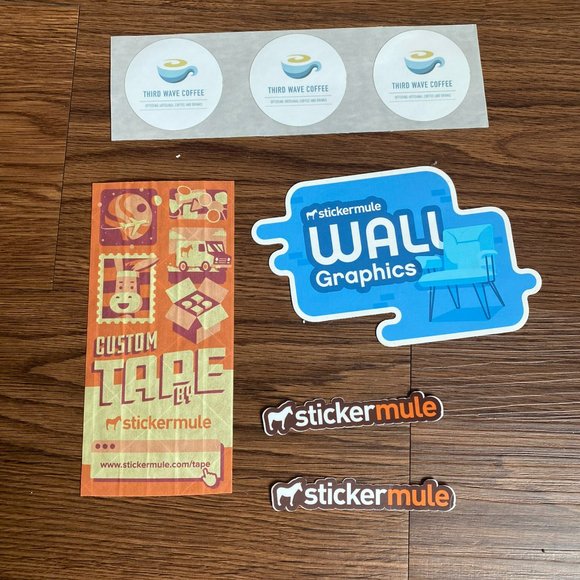 Lot of 2 Magnets & 12 Vinyl Graphic Fun Sticker Mule Stickers - Picture 9 of 10